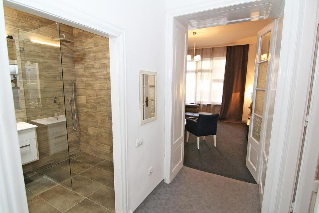 Hearth Of Belgrade Apartment ภายนอก รูปภาพ
