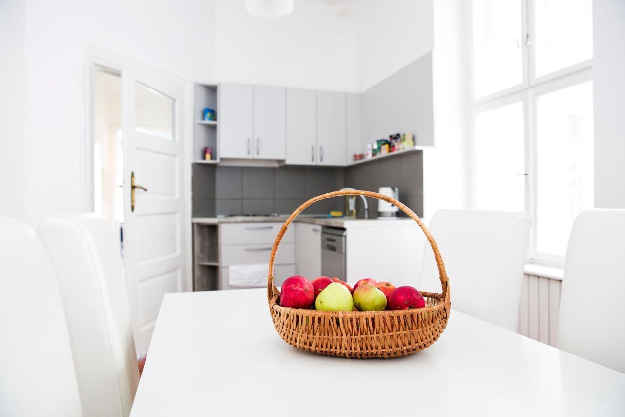 Hearth Of Belgrade Apartment ภายนอก รูปภาพ