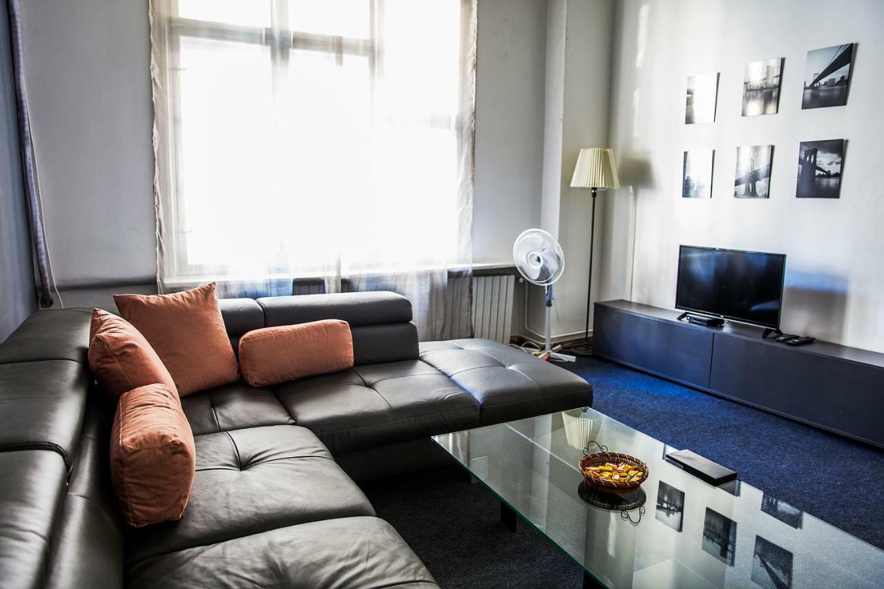 Hearth Of Belgrade Apartment ภายนอก รูปภาพ